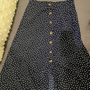 Polka dot midi skirt with buttons